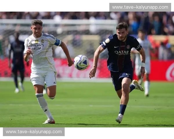 欧洲巅峰对决：门兴vs皇马，老牌劲旅与欧冠之王的较量，谁能笑到最后？